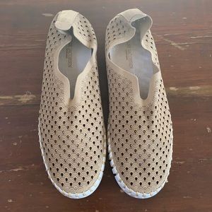Ilse Jacobsen Women’s Snip on sneaker flats size 41